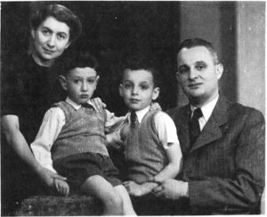 Ilse Weber s rodinou, Židovské muzeum v Praze.