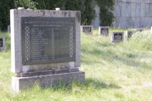 Současné umístění pomníčku se jmény popravených v ghettu – Židovský hřbitov v Terezíně, 2012, foto: Radim Nytl, Památník Terezín.